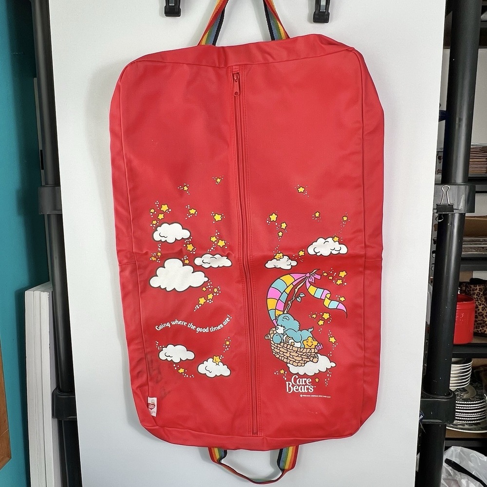 Vintage Care Bears Garment Bag 1983 Red Travel Zip Rainbow Strap 28.5" X 17"